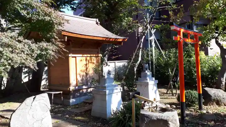 阿佐谷弁天社の本殿・本堂