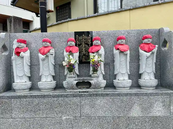 妙典寺の{uncategorized: "未分類", other: "その他", undefined: "問題あり", building: "その他建物", grave: "お墓", sacred_gate: "鳥居", guardian: "狛犬", statue: "像", buddha: "仏像", history: "歴史", nature: "自然", garden: "庭園", animal: "動物", pagoda: "塔", temizu: "手水舎", mountain_gate: "山門・神門", sanctuary: "本殿・本堂", subordinate: "末社・摂社", art: "芸術", scenery: "景色", jizo: "地蔵", ema: "絵馬", goshuin: "御朱印", omikuji: "おみくじ", items: "授与品その他", amulet: "お守り", goshuincho: "御朱印帳", eats: "食事", festival: "お祭り", votive_dance: "神楽", shichigosan: "七五三参", wedding: "結婚式", experience: "体験その他", initially: "初詣", around: "周辺", anti_infection: "感染症対策"}