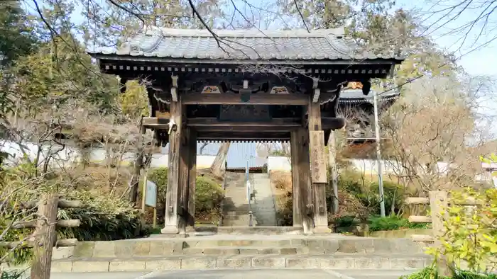 崇禅寺の山門