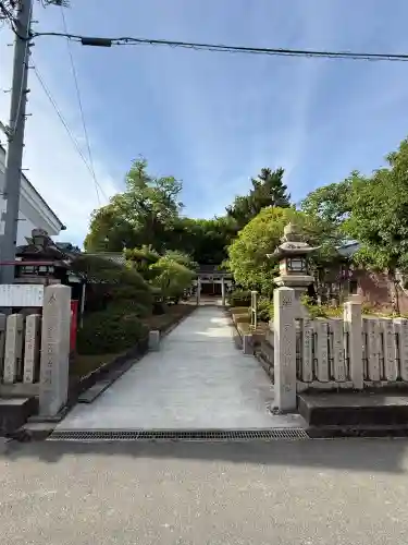 鏡作神社の{uncategorized: "未分類", other: "その他", undefined: "問題あり", building: "その他建物", grave: "お墓", sacred_gate: "鳥居", guardian: "狛犬", statue: "像", buddha: "仏像", history: "歴史", nature: "自然", garden: "庭園", animal: "動物", pagoda: "塔", temizu: "手水舎", mountain_gate: "山門・神門", sanctuary: "本殿・本堂", subordinate: "末社・摂社", art: "芸術", scenery: "景色", jizo: "地蔵", ema: "絵馬", goshuin: "御朱印", omikuji: "おみくじ", items: "授与品その他", amulet: "お守り", goshuincho: "御朱印帳", eats: "食事", festival: "お祭り", votive_dance: "神楽", shichigosan: "七五三参", wedding: "結婚式", experience: "体験その他", initially: "初詣", around: "周辺", anti_infection: "感染症対策"}