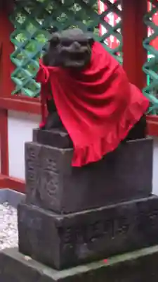 山王稲荷神社(日枝神社末社)の狛犬