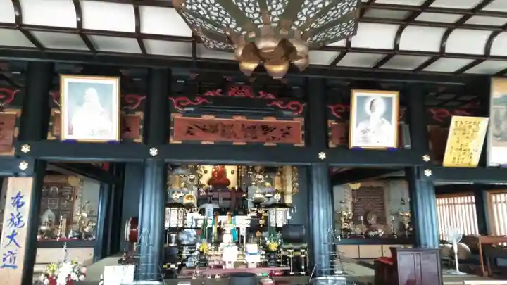 蓮華院誕生寺 本院の本殿・本堂