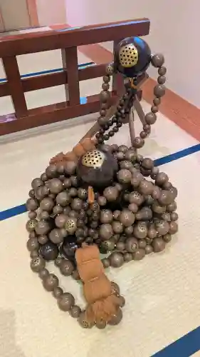 永照寺の{uncategorized: "未分類", other: "その他", undefined: "問題あり", building: "その他建物", grave: "お墓", sacred_gate: "鳥居", guardian: "狛犬", statue: "像", buddha: "仏像", history: "歴史", nature: "自然", garden: "庭園", animal: "動物", pagoda: "塔", temizu: "手水舎", mountain_gate: "山門・神門", sanctuary: "本殿・本堂", subordinate: "末社・摂社", art: "芸術", scenery: "景色", jizo: "地蔵", ema: "絵馬", goshuin: "御朱印", omikuji: "おみくじ", items: "授与品その他", amulet: "お守り", goshuincho: "御朱印帳", eats: "食事", festival: "お祭り", votive_dance: "神楽", shichigosan: "七五三参", wedding: "結婚式", experience: "体験その他", initially: "初詣", around: "周辺", anti_infection: "感染症対策"}