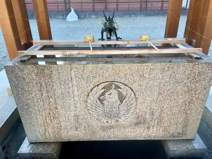 大鳥神社の{uncategorized: "未分類", other: "その他", undefined: "問題あり", building: "その他建物", grave: "お墓", sacred_gate: "鳥居", guardian: "狛犬", statue: "像", buddha: "仏像", history: "歴史", nature: "自然", garden: "庭園", animal: "動物", pagoda: "塔", temizu: "手水舎", mountain_gate: "山門・神門", sanctuary: "本殿・本堂", subordinate: "末社・摂社", art: "芸術", scenery: "景色", jizo: "地蔵", ema: "絵馬", goshuin: "御朱印", omikuji: "おみくじ", items: "授与品その他", amulet: "お守り", goshuincho: "御朱印帳", eats: "食事", festival: "お祭り", votive_dance: "神楽", shichigosan: "七五三参", wedding: "結婚式", experience: "体験その他", initially: "初詣", around: "周辺", anti_infection: "感染症対策"}