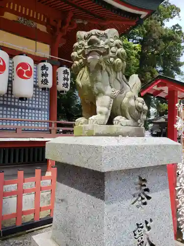 八幡朝見神社の狛犬