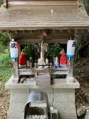 宗賢神社の末社・摂社