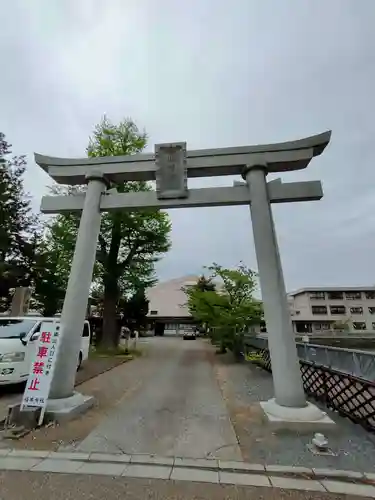 福井神社の鳥居