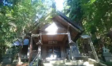 澳津神社の本殿・本堂