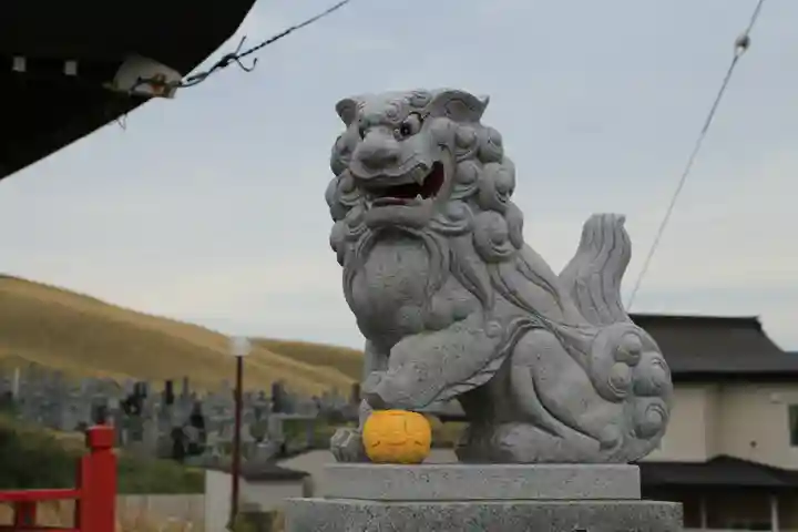 襟裳神社の狛犬