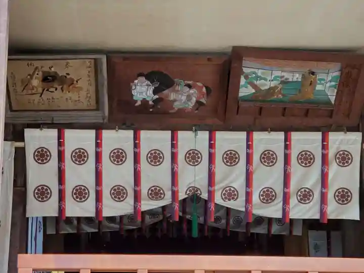 泊神社の本殿・本堂