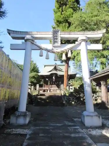 諏訪神社の鳥居