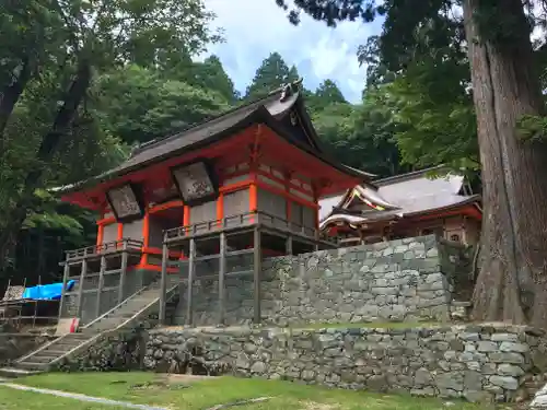 名草神社の本殿・本堂