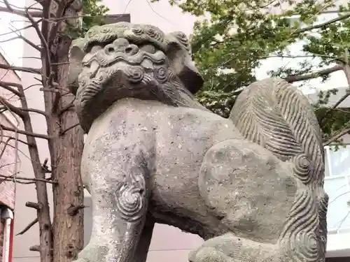 豊平神社の狛犬