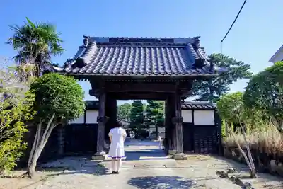 勝蓮寺の山門・神門