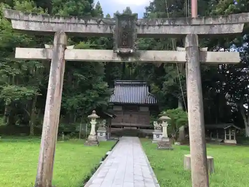 岩本神社の鳥居