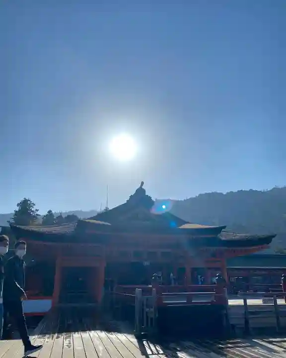 厳島神社の本殿・本堂