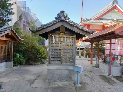 安祥毘沙門天（極楽寺）の末社・摂社