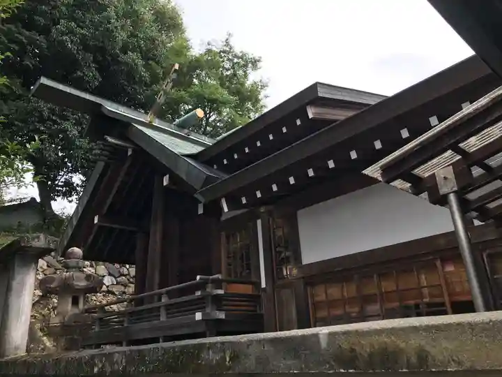 針綱神社の本殿・本堂