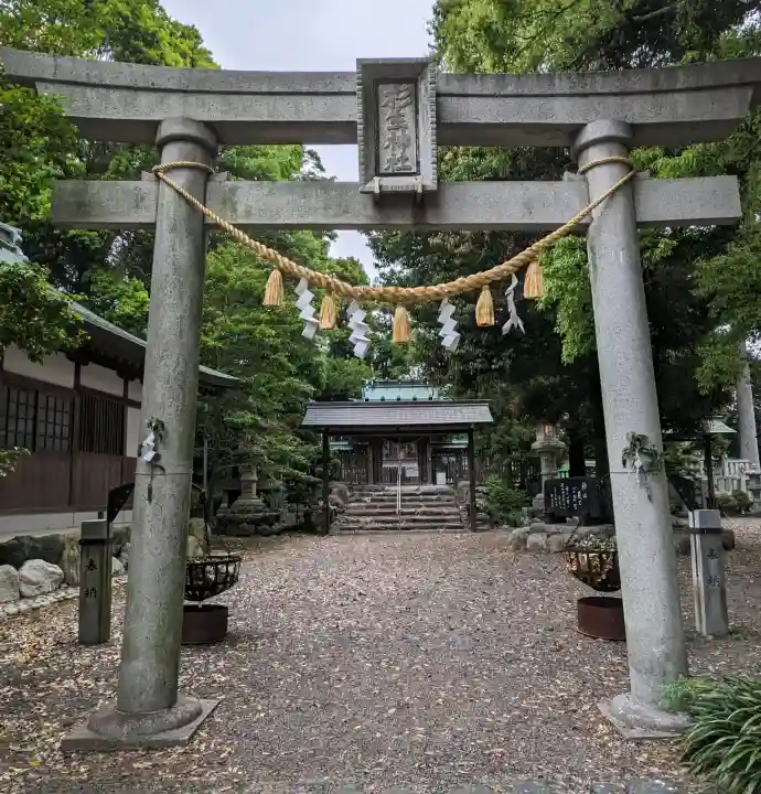 杉生神社の{uncategorized: "未分類", other: "その他", undefined: "問題あり", building: "その他建物", grave: "お墓", sacred_gate: "鳥居", guardian: "狛犬", statue: "像", buddha: "仏像", history: "歴史", nature: "自然", garden: "庭園", animal: "動物", pagoda: "塔", temizu: "手水舎", mountain_gate: "山門・神門", sanctuary: "本殿・本堂", subordinate: "末社・摂社", art: "芸術", scenery: "景色", jizo: "地蔵", ema: "絵馬", goshuin: "御朱印", omikuji: "おみくじ", items: "授与品その他", amulet: "お守り", goshuincho: "御朱印帳", eats: "食事", festival: "お祭り", votive_dance: "神楽", shichigosan: "七五三参", wedding: "結婚式", experience: "体験その他", initially: "初詣", around: "周辺", anti_infection: "感染症対策"}