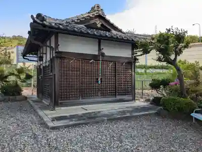 原八幡神社地蔵尊(滋賀県)