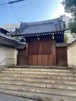 高津山 報恩院の山門・神門