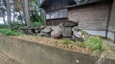 飯福神社の{uncategorized: "未分類", other: "その他", undefined: "問題あり", building: "その他建物", grave: "お墓", sacred_gate: "鳥居", guardian: "狛犬", statue: "像", buddha: "仏像", history: "歴史", nature: "自然", garden: "庭園", animal: "動物", pagoda: "塔", temizu: "手水舎", mountain_gate: "山門・神門", sanctuary: "本殿・本堂", subordinate: "末社・摂社", art: "芸術", scenery: "景色", jizo: "地蔵", ema: "絵馬", goshuin: "御朱印", omikuji: "おみくじ", items: "授与品その他", amulet: "お守り", goshuincho: "御朱印帳", eats: "食事", festival: "お祭り", votive_dance: "神楽", shichigosan: "七五三参", wedding: "結婚式", experience: "体験その他", initially: "初詣", around: "周辺", anti_infection: "感染症対策"}