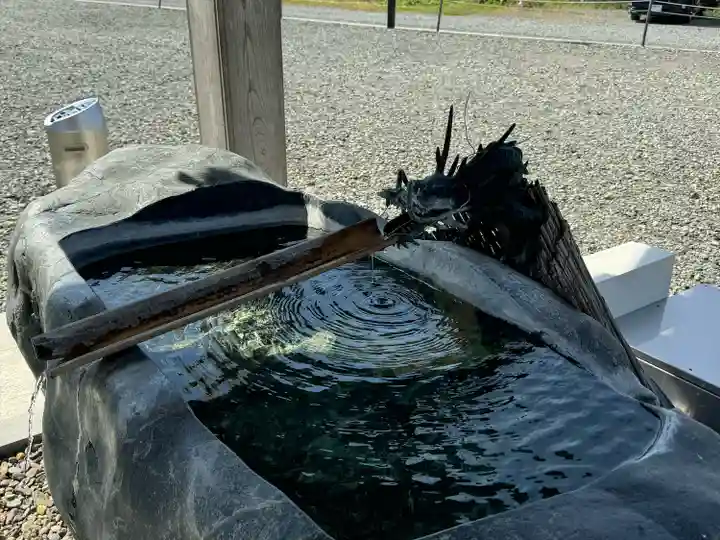 志賀理和氣神社の手水舎