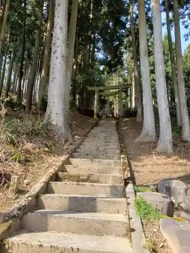 上原神明社の建物その他