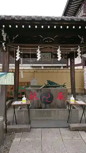 羽田神社の手水舎