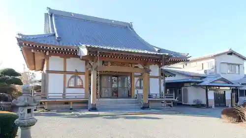 龍宝寺の本殿・本堂