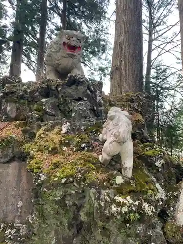 富士山東口本宮 冨士浅間神社の狛犬