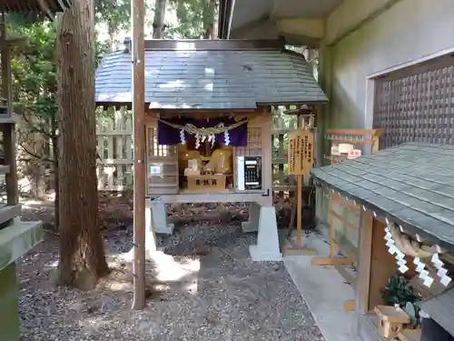 鳥谷崎神社の末社