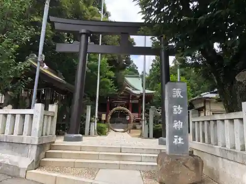 柏諏訪神社の鳥居