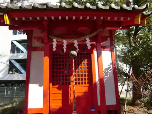 松先稲荷神社の本殿・本堂