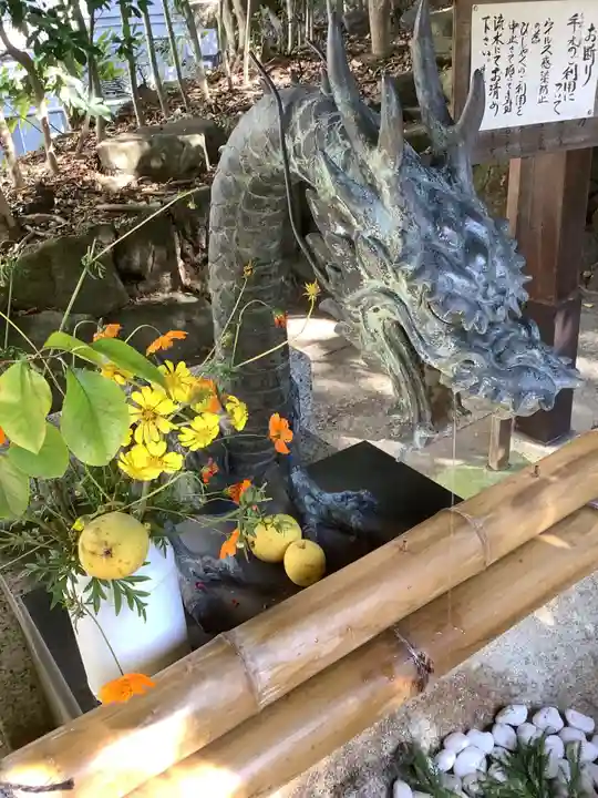 蝮ヶ池八幡宮の手水舎