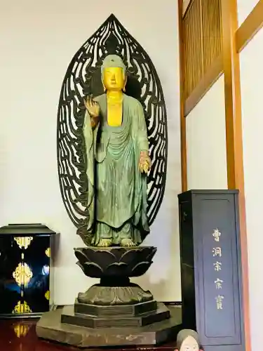秩父札所十三番 慈眼寺の{uncategorized: "未分類", other: "その他", undefined: "問題あり", building: "その他建物", grave: "お墓", sacred_gate: "鳥居", guardian: "狛犬", statue: "像", buddha: "仏像", history: "歴史", nature: "自然", garden: "庭園", animal: "動物", pagoda: "塔", temizu: "手水舎", mountain_gate: "山門・神門", sanctuary: "本殿・本堂", subordinate: "末社・摂社", art: "芸術", scenery: "景色", jizo: "地蔵", ema: "絵馬", goshuin: "御朱印", omikuji: "おみくじ", items: "授与品その他", amulet: "お守り", goshuincho: "御朱印帳", eats: "食事", festival: "お祭り", votive_dance: "神楽", shichigosan: "七五三参", wedding: "結婚式", experience: "体験その他", initially: "初詣", around: "周辺", anti_infection: "感染症対策"}