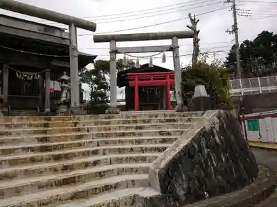 水の郷大六天社の末社・摂社