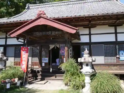 洞昌院の本殿・本堂