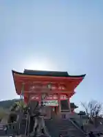 清水寺の{uncategorized: "未分類", other: "その他", undefined: "問題あり", building: "その他建物", grave: "お墓", sacred_gate: "鳥居", guardian: "狛犬", statue: "像", buddha: "仏像", history: "歴史", nature: "自然", garden: "庭園", animal: "動物", pagoda: "塔", temizu: "手水舎", mountain_gate: "山門・神門", sanctuary: "本殿・本堂", subordinate: "末社・摂社", art: "芸術", scenery: "景色", jizo: "地蔵", ema: "絵馬", goshuin: "御朱印", omikuji: "おみくじ", items: "授与品その他", amulet: "お守り", goshuincho: "御朱印帳", eats: "食事", festival: "お祭り", votive_dance: "神楽", shichigosan: "七五三参", wedding: "結婚式", experience: "体験その他", initially: "初詣", around: "周辺", anti_infection: "感染症対策"}
