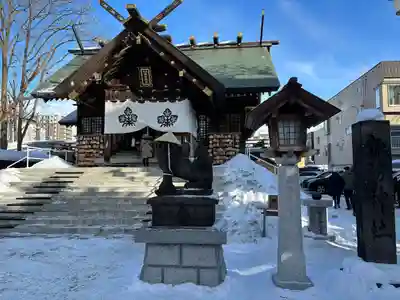札幌諏訪神社の本殿・本堂