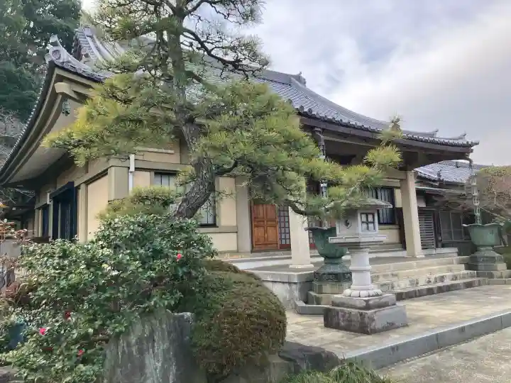 随流院の{uncategorized: "未分類", other: "その他", undefined: "問題あり", building: "その他建物", grave: "お墓", sacred_gate: "鳥居", guardian: "狛犬", statue: "像", buddha: "仏像", history: "歴史", nature: "自然", garden: "庭園", animal: "動物", pagoda: "塔", temizu: "手水舎", mountain_gate: "山門・神門", sanctuary: "本殿・本堂", subordinate: "末社・摂社", art: "芸術", scenery: "景色", jizo: "地蔵", ema: "絵馬", goshuin: "御朱印", omikuji: "おみくじ", items: "授与品その他", amulet: "お守り", goshuincho: "御朱印帳", eats: "食事", festival: "お祭り", votive_dance: "神楽", shichigosan: "七五三参", wedding: "結婚式", experience: "体験その他", initially: "初詣", around: "周辺", anti_infection: "感染症対策"}
