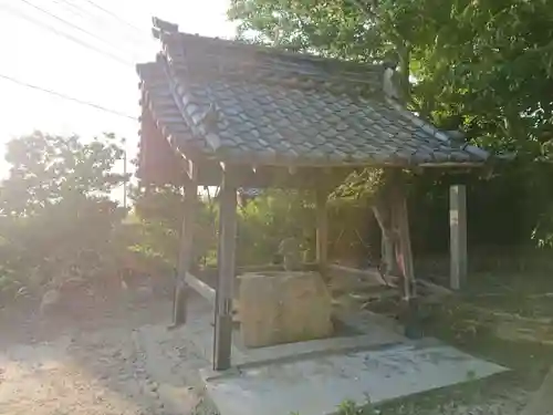 八幡社（大牧）の手水舎