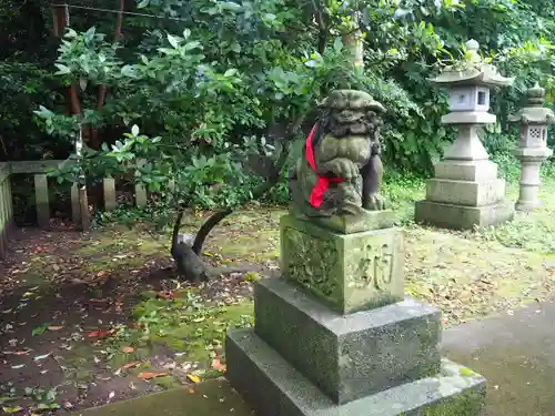 諸磯神明社の狛犬