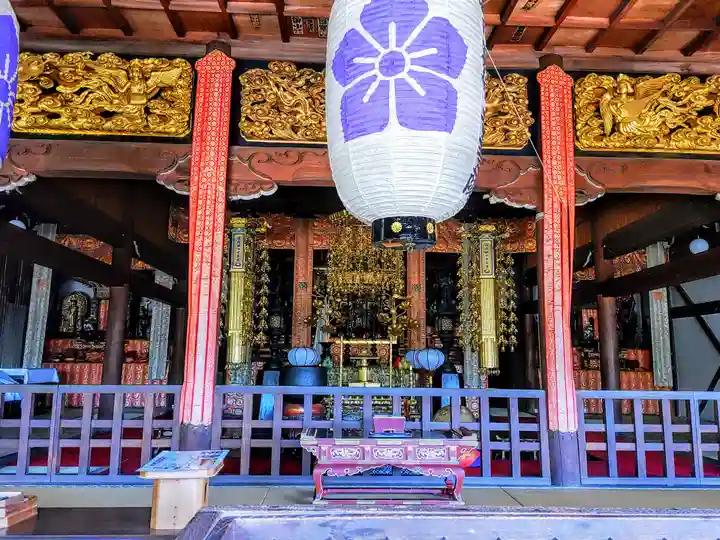 龍照院(常楽寺)の本殿・本堂