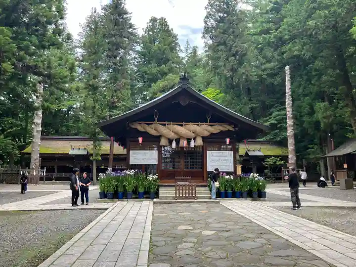 諏訪大社下社春宮(長野県)