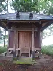 神社(名称不明)の本殿