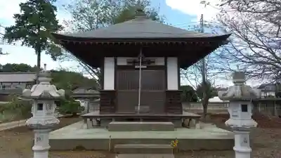 薬師堂の本殿・本堂