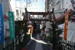 烏森神社の鳥居