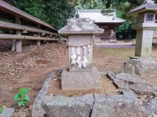 白鳥神社（白鳥町）の末社・摂社