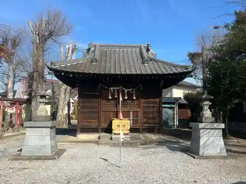 熊野神社の{uncategorized: "未分類", other: "その他", undefined: "問題あり", building: "その他建物", grave: "お墓", sacred_gate: "鳥居", guardian: "狛犬", statue: "像", buddha: "仏像", history: "歴史", nature: "自然", garden: "庭園", animal: "動物", pagoda: "塔", temizu: "手水舎", mountain_gate: "山門・神門", sanctuary: "本殿・本堂", subordinate: "末社・摂社", art: "芸術", scenery: "景色", jizo: "地蔵", ema: "絵馬", goshuin: "御朱印", omikuji: "おみくじ", items: "授与品その他", amulet: "お守り", goshuincho: "御朱印帳", eats: "食事", festival: "お祭り", votive_dance: "神楽", shichigosan: "七五三参", wedding: "結婚式", experience: "体験その他", initially: "初詣", around: "周辺", anti_infection: "感染症対策"}